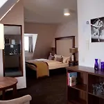Hotel apartamentowy Am Schloss 4*
