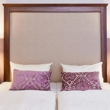 Am Schloss 4* Dresden