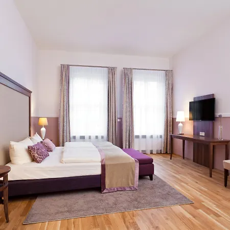Am Schloss Apartmanhotel Drezda