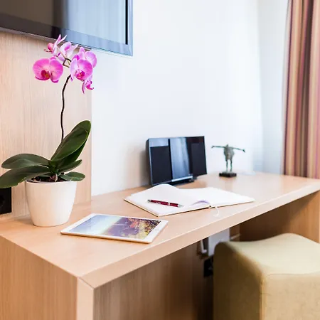 古堡公寓酒店 4*