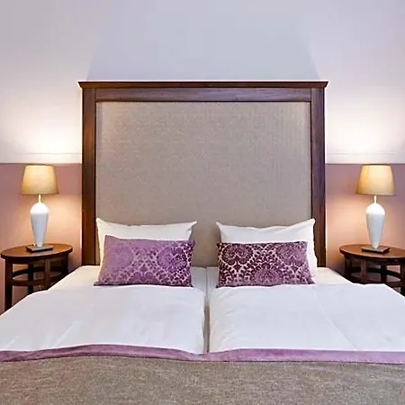 Am Schloss 4* Dresden