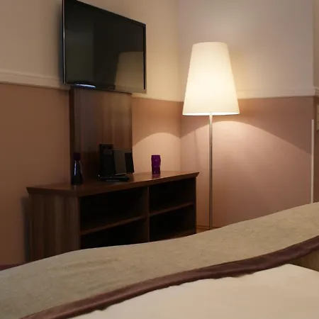 Am Schloss Apartmanhotel Drezda