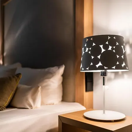 Am Schloss Apartmanhotel 4*