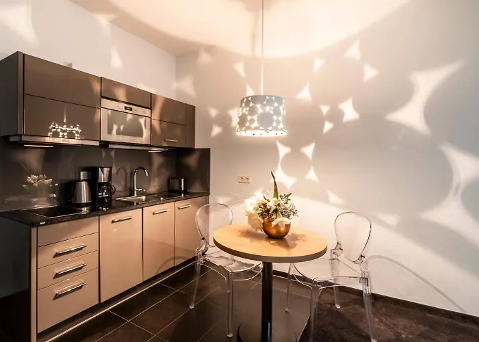 آم شلوس الفندقية بخدمة ذاتية شقة فندقية