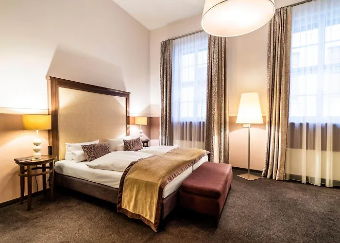 آم شلوس الفندقية بخدمة ذاتية 4*