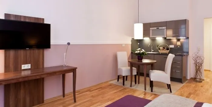 Hotel apartamentowy Am Schloss