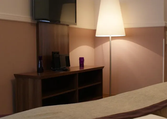 آم شلوس الفندقية بخدمة ذاتية شقة فندقية دريسدن